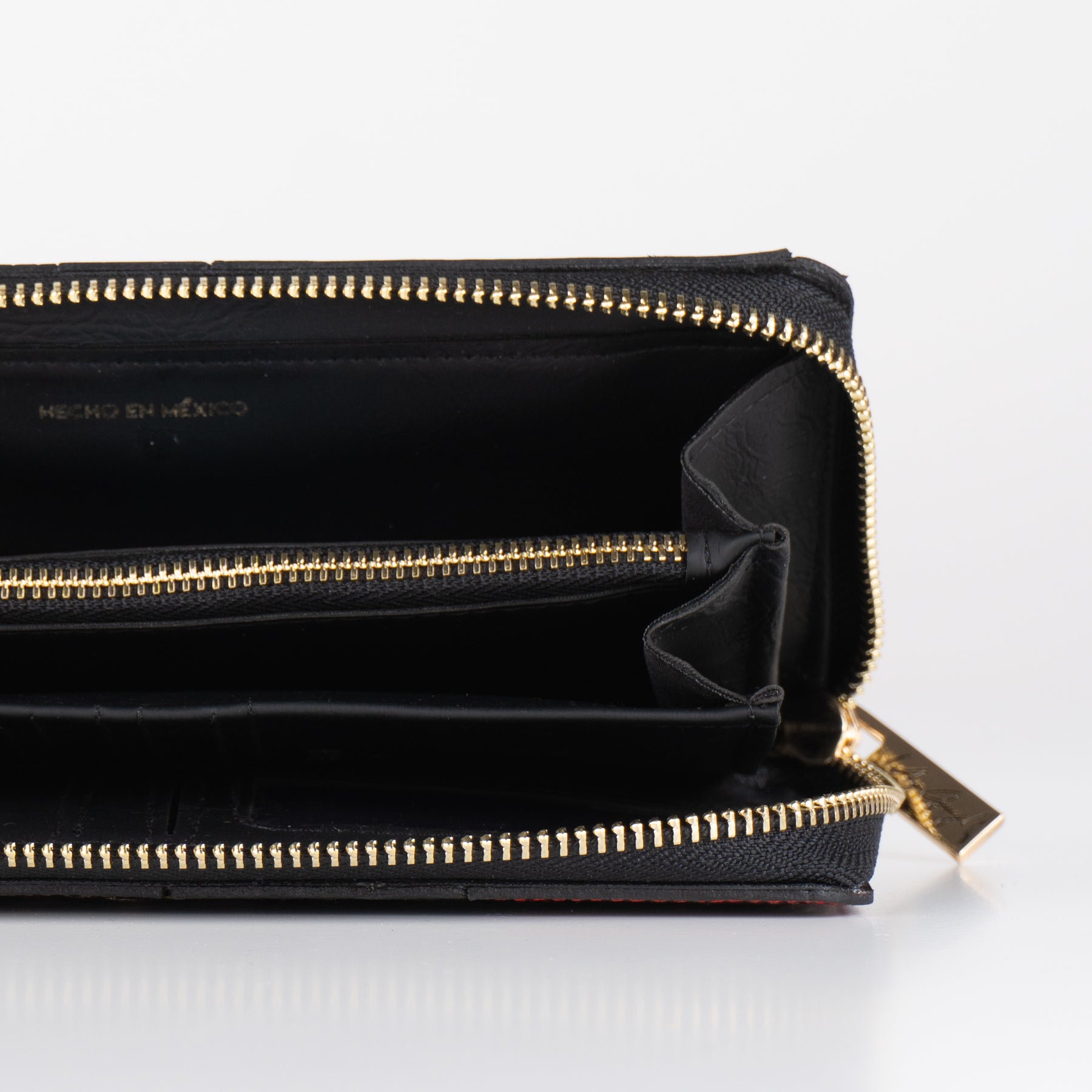 Cartera de piel para mujer Modelo Luna - Colección YOLO