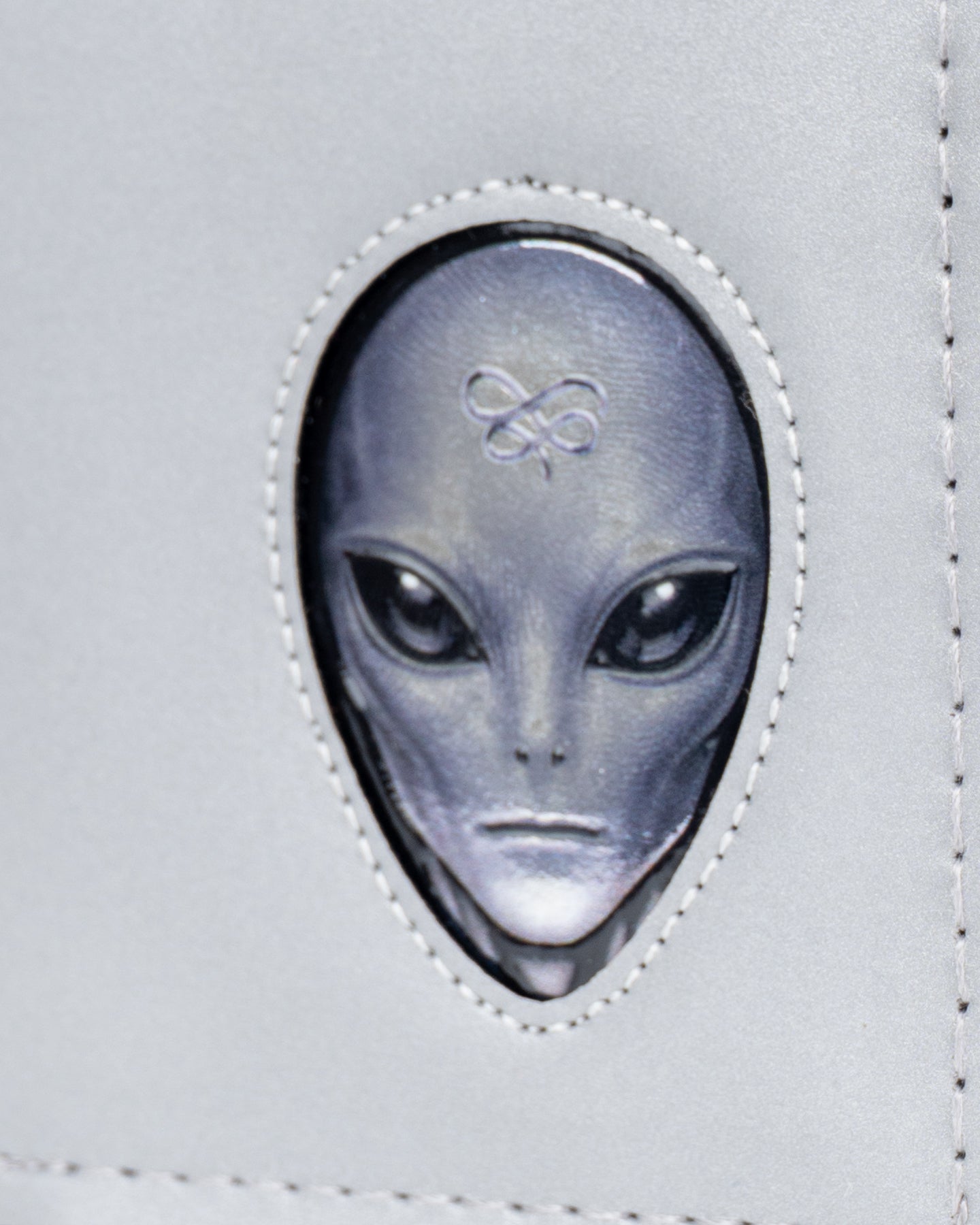 Billetera Ultra Alien Reflex