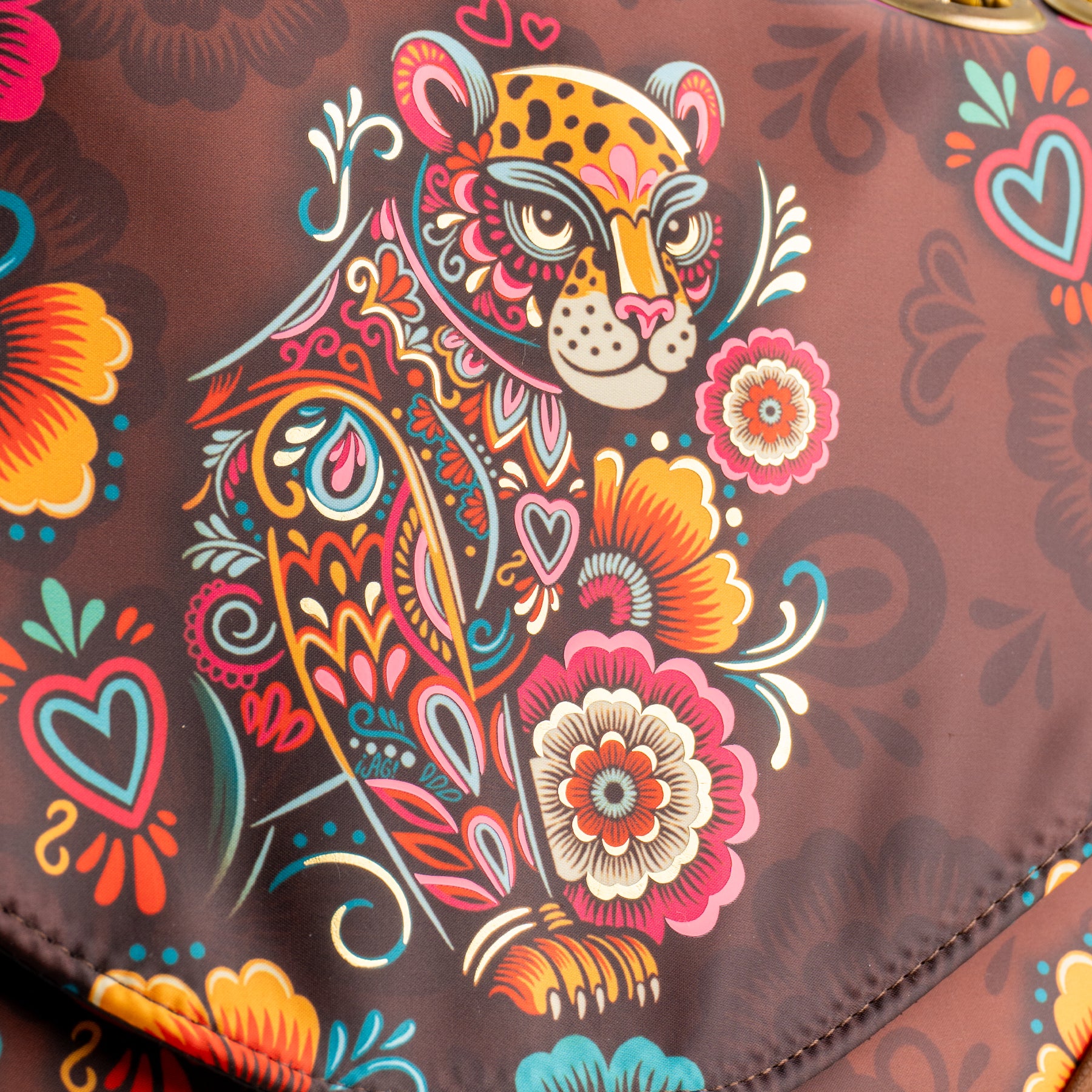 Bolsa Cross con correa metálica para mujer color marrón - Colección AMIGAS POR SIEMPRE