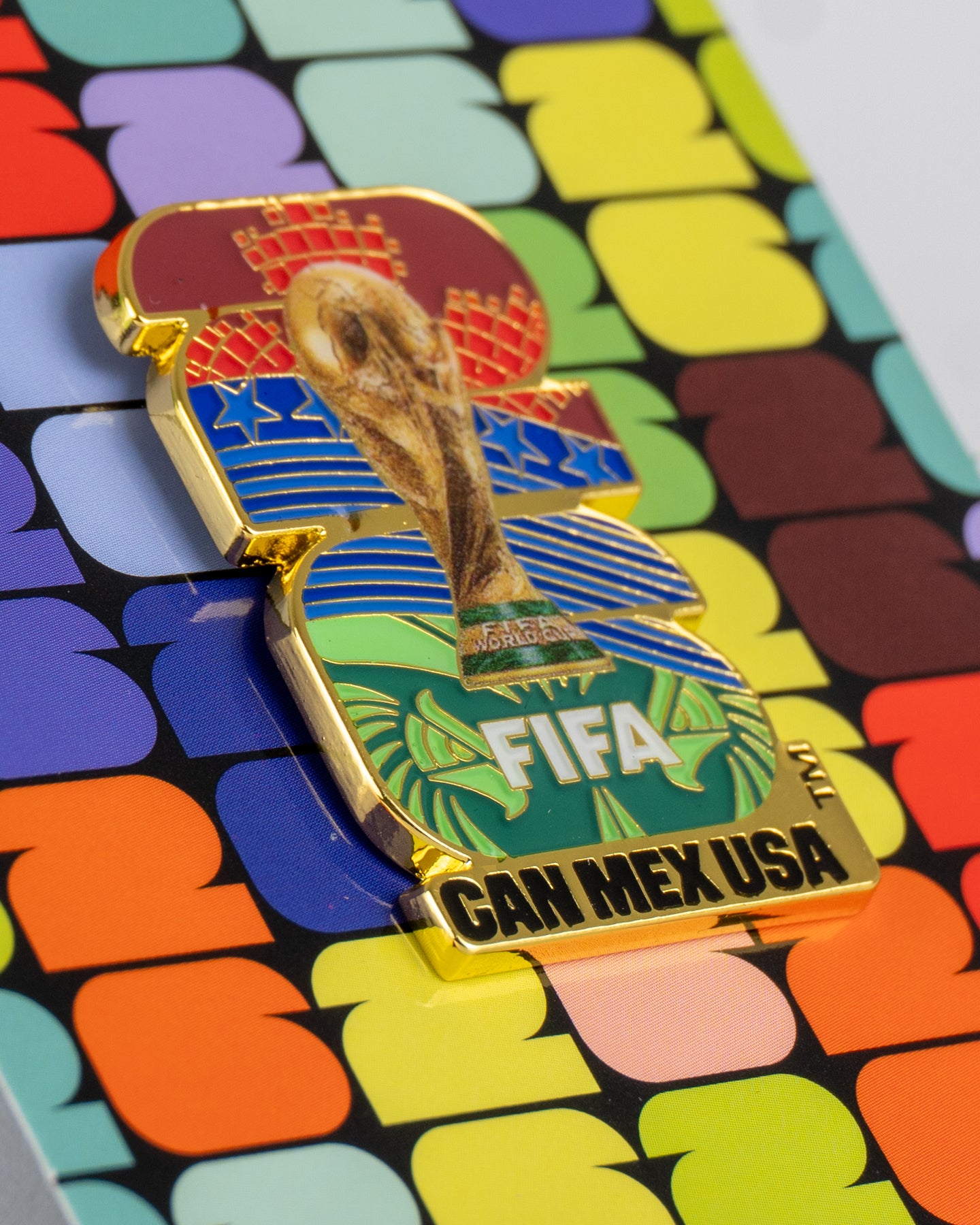 Pin Emblema Países Anfitriones de la FIFA World Cup 26™