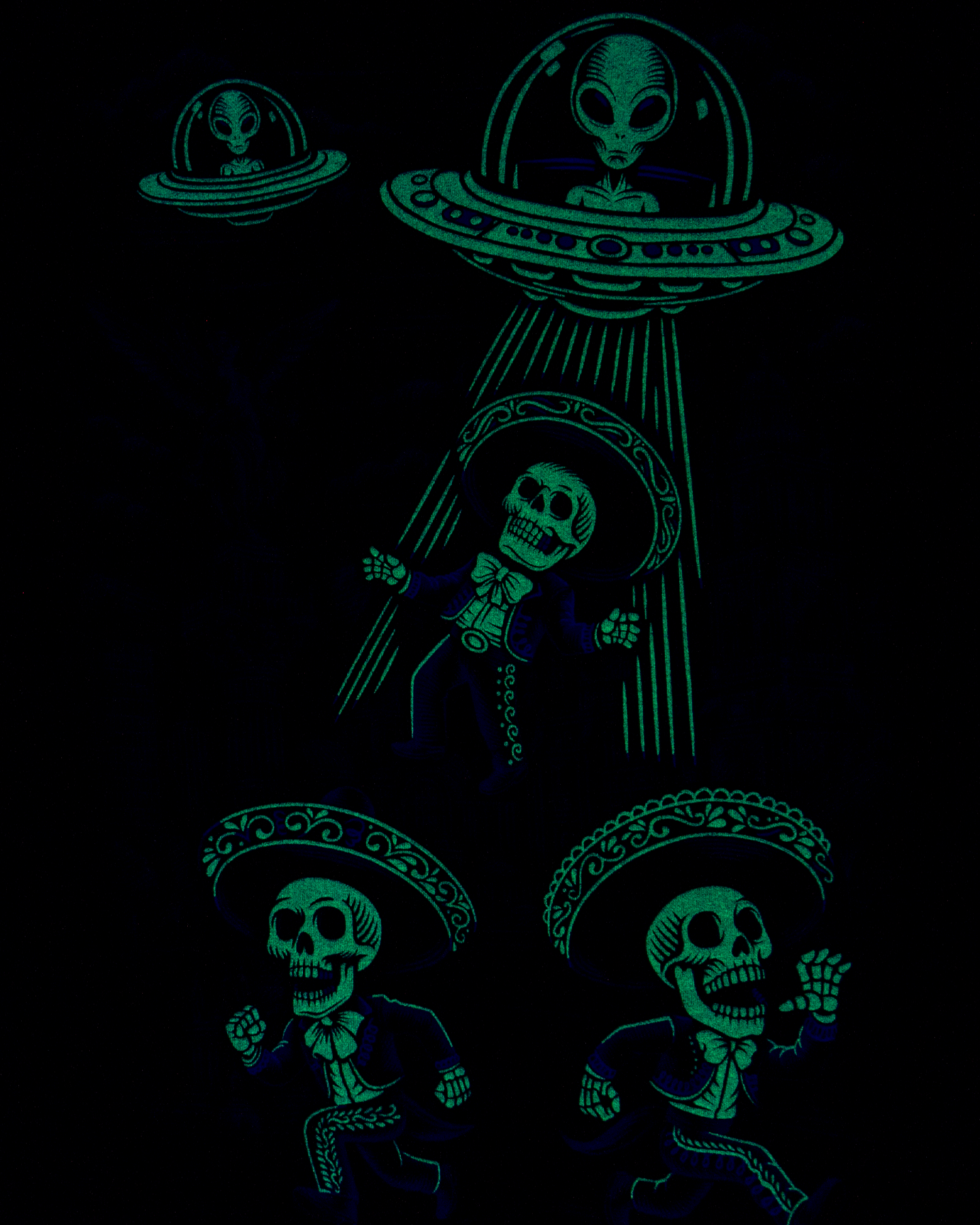 Playera Abducción Glow in the Dark