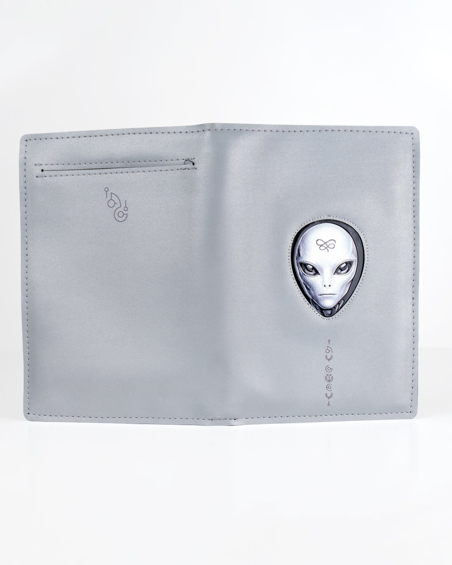 Porta Pasaporte Alien Reflex