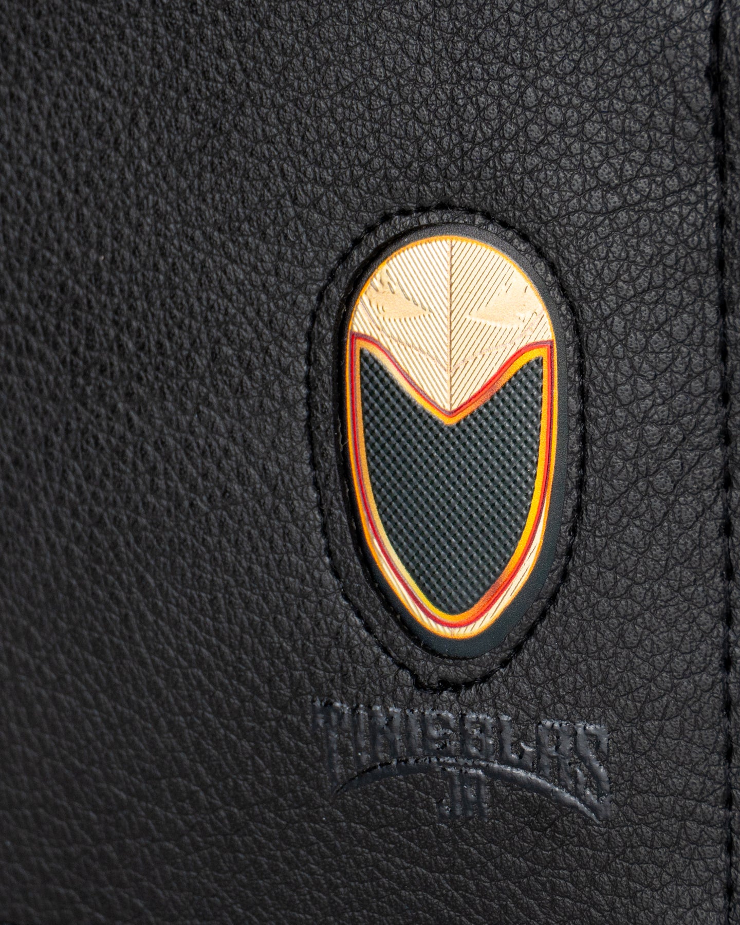 Cartera Edición especial TINIEBLAS JR.